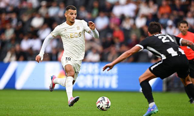 J9-Faker遭遇五连败，巴黎圣日耳曼教练面临压力！的简单介绍